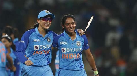 Smriti Mandhana Harmanpreet Kaur Feature In Top 10 Of Womens Odi