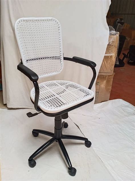 Low Back Wire Net Chair With Armrest At Rs In Chennai Id