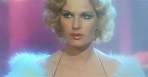 El misterio de Angélica Chain qué fue del sex symbol del cine de ficheras Infobae