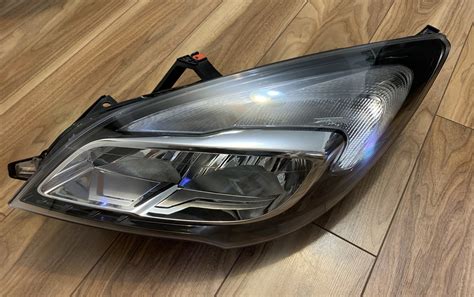 Lampa Przód Opel Meriva II 2 lift zwykła 13372335 Warszawa