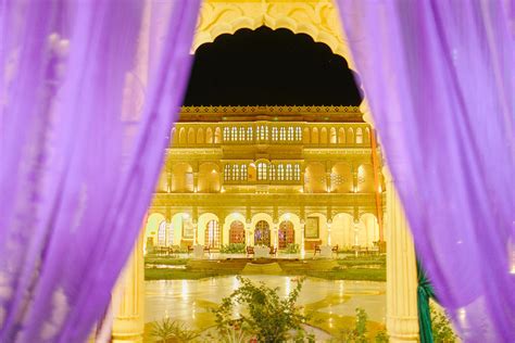 Suryagarh Palace in India at Night - Entouriste