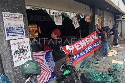 Unjuk Rasa Kasus Tragedi Kanjuruhan Antara Foto