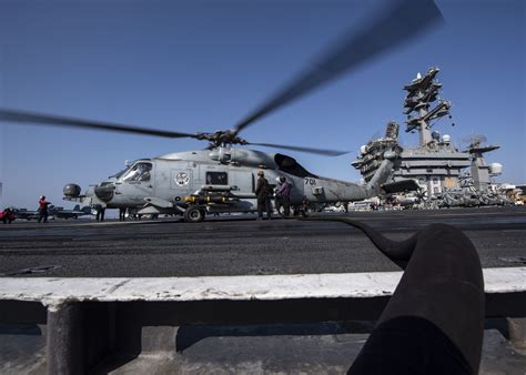 Οπλισμός των νέων ελληνικών MH-60R με Advanced Precision Kill Weapons ...