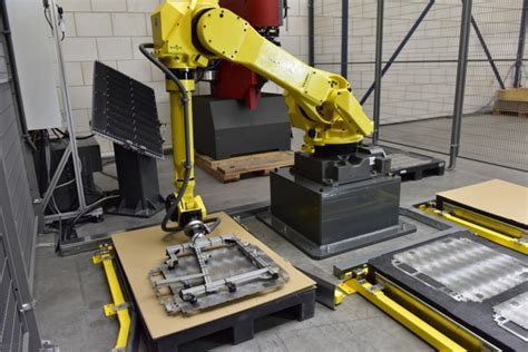Haeger Roboterzelle – Automatisiertes Einpressen | Z-Tech