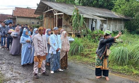 Pernikahan Adat Sunda Susunan Acara Prosesi Dan Maknanya