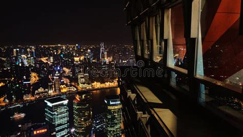 Night view of Shanghai editorial photo. Image of downtown - 102648726