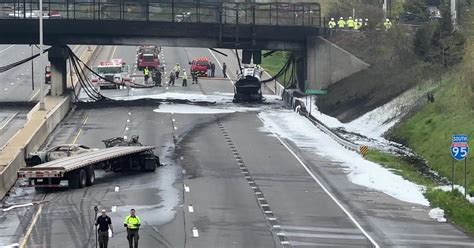 I 95 In Norwalk Connecticut Closed After Fiery Truck Crash Highway