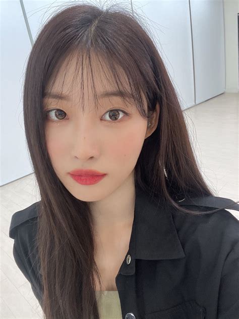 Sihyeon Pics On Twitter Weverse Update