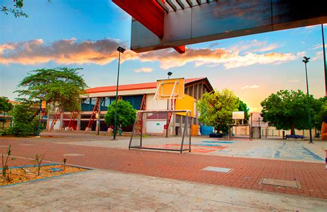 Colegio Nacional Vicente Rocafuerte Galería