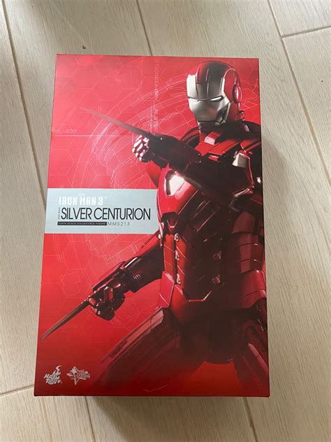 Hot Toys MMS213 Mark 33 Silver Centurion 銀色百夫長鋼鐵人 Mark XXXIII 興趣及遊戲 玩具 遊戲類 Carousell