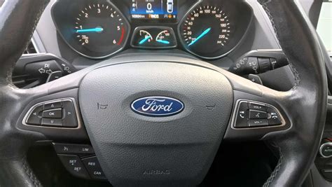 Vand Ford KUGA 4x4 AWD 2 0 TDCI 150CP Oradea OLX Ro