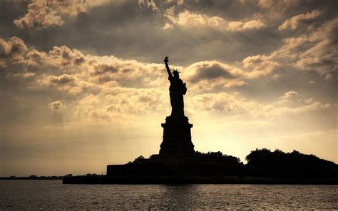 Statue Of Liberty Hd Wallpaper Peakpx