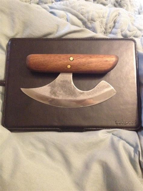 Making a ULU Knife : 5 Steps - Instructables