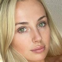 Ariana White Nude Leaks Fapopedia