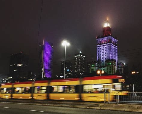 Premium Photo Blurred Motion Of Train At Night