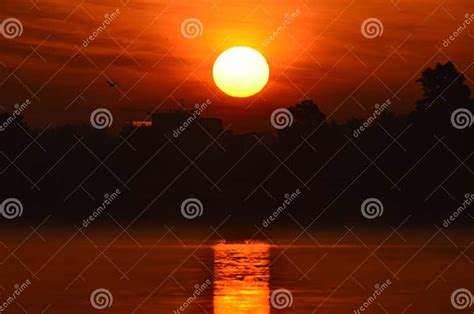 Sun Rising Over The City Lake Stock Image Image Of Symmetry