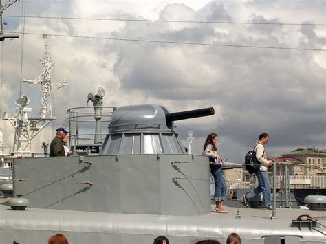 30-мм шестиствольная автоматическая установка АК-630 и АК-630М, фотографии.