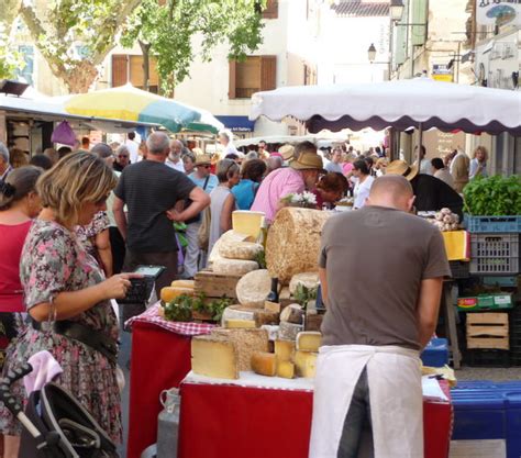 Market Day in Saint-Remy-de-Provence - Europe Up Close