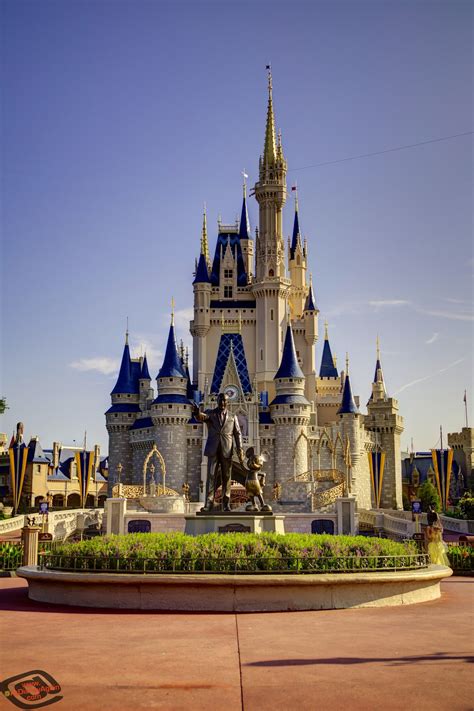 Daytime Cinderella Castle Wallpaper 026 | Disney world castle, Cinderella castle, Disney wallpaper