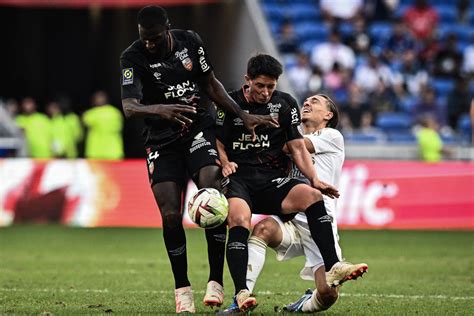 Après OL Lorient 3 3 cest un bilan qui fait peur pour Caqueret