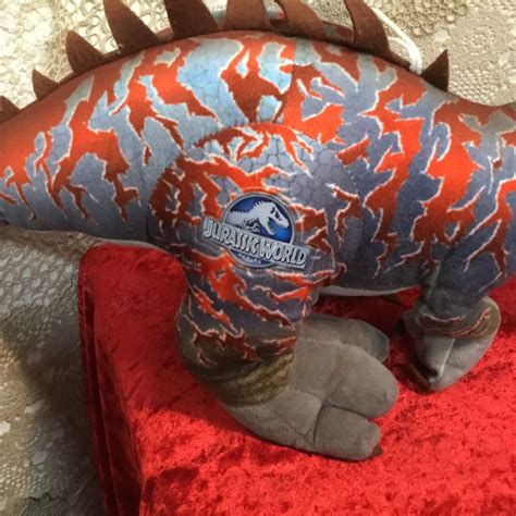 Jurassic World Plush Dinosaur Reduced To Clear S