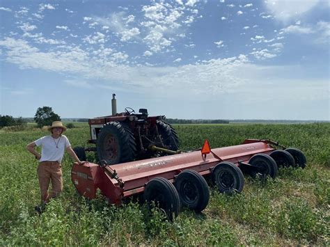 What Do Practical Farmers of Iowa Farmers Have in Common? Commitment