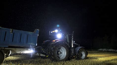 LED Tractor Lights - Tractor Lights - NORDIC LIGHTS®