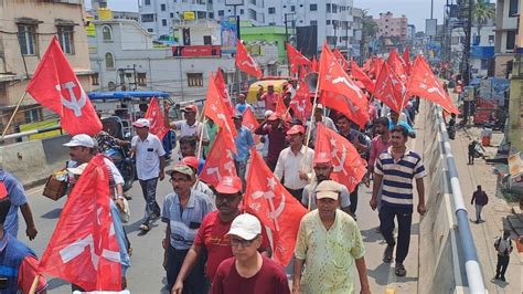 আজ এখন জনপলবন বমন বস দপসত ধর এর সমরথন মছল cpim new