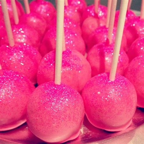 Jendoes Photo On Instagram Glitter Cake Pops Cupcake Cakes Sweet