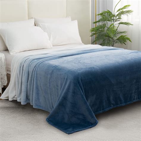 Ombre Print All Season Fleece Blanket Anti Static Plush Soft And