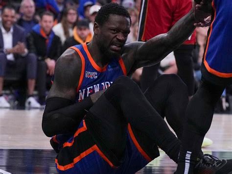 Julius Randle Injury Update Knicks Star Suffered Dislocated Shoulder