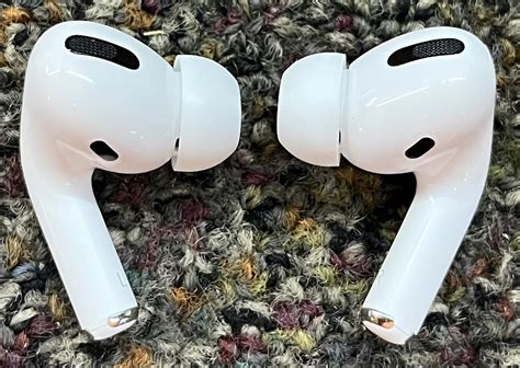 Apple Airpods Pro 2 Mqd83am A White Wireless Bluetooth Earbuds Like New