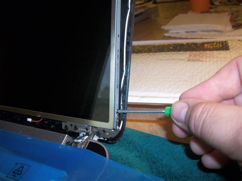 How To Replace The Screen On A Hp Pavilion Dv7 Laptop 14 Steps Instructables