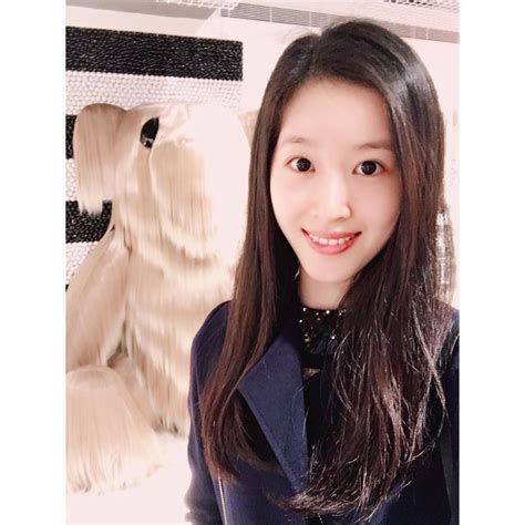 Dù là gái 1 con nhưng cô bé trà sữa vẫn xinh đẹp xứng danh hot girl số 1 Trung Quốc