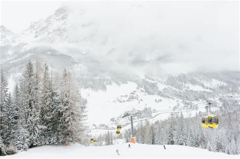 Ski Resort in Dolomites, Italy | Free Stock Image - Barnimages