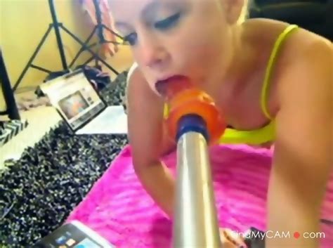 Girl Creams Her Fuck Machine Then Deepthroats It