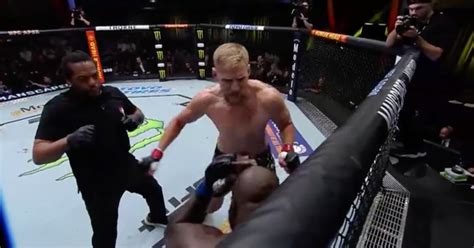 Alexander Volkov Blasts Through Jairzinho Rozenstruik To Land First