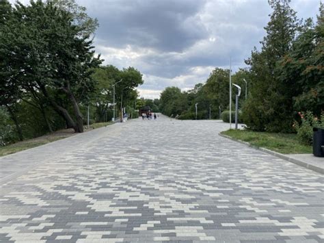 Таганрог, город где жил Чехов. Я взял iPhone 11 и показал, как там сейчас