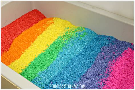 Colored Rice Sensory Bin - kindergartenchaos.com - Kindergarten Chaos