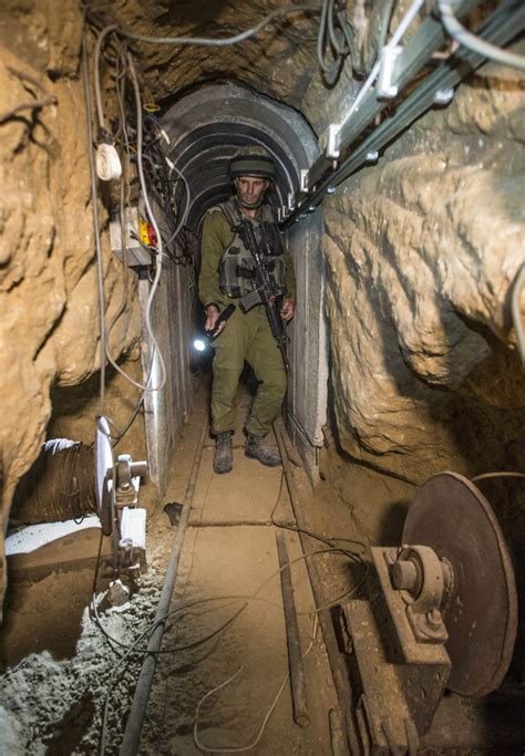 Gaza Krieg Hamas Zeigt Video Von Tunnel Berfall Auf Israels Soldaten