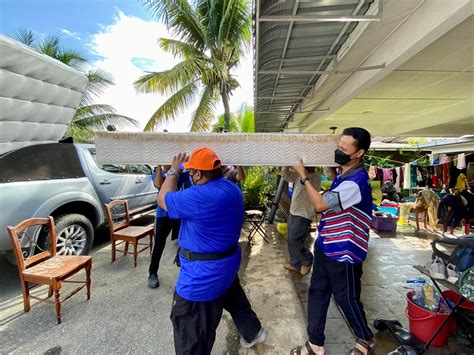 Ump Volunteers Continue To Provide Assistance For Flood Victims Umpsa