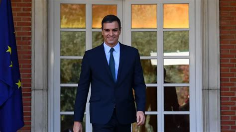 Pedro Sánchez se encamina a la investidura y la prensa le exige