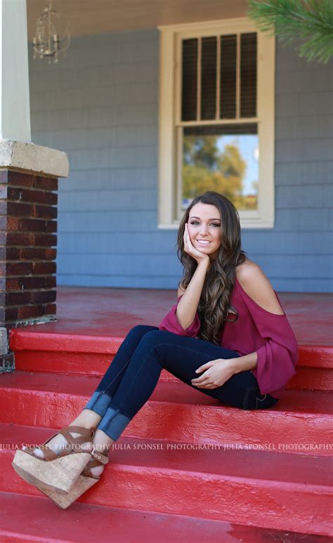 Senior Caitlin Frisco Senior Photographer Julia Sponsel Photography