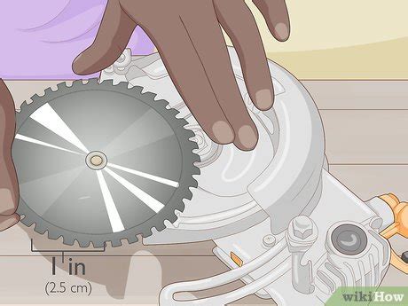 3 Ways to Cut Polycarbonate - wikiHow