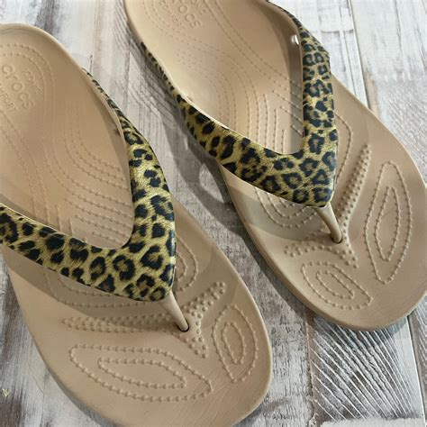 Crocs Kadee Flip Flops Womens 9 Leopard Print Iconic Gem