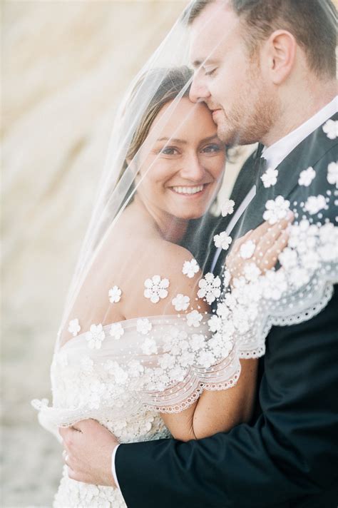 Oregon Coast Bridal Session Anya Tyler By PrettyGeeky Photography