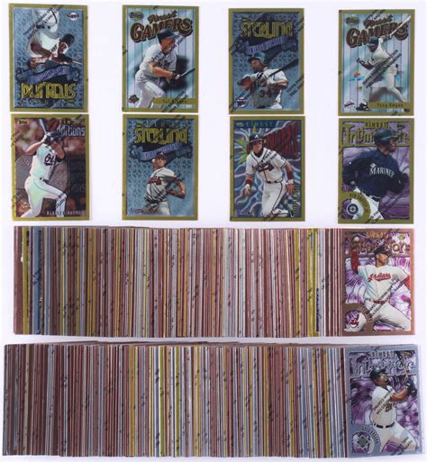 Complete Set Of Finest Baseball Cards With Barry Bonds