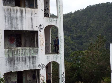 Abandoned Hotel in Okinawa, Japan. : r/urbanexploration