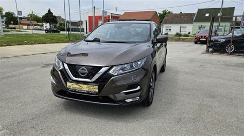 Nissan Qashqai 1 5 DCi N CONNECTA 84 TKM SERV NA IME NAVIGACIJA KAMERA