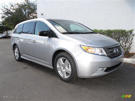 2012 Alabaster Silver Metallic Honda Odyssey Touring Elite 61761056